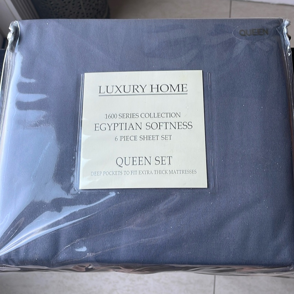 Luxury Home. Never used. Queen Egyptian 6 piece sheet set.